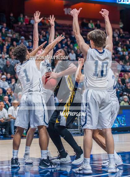 Thumbnail 3 in Immaculate vs. Amity Regional (CIAC D2 Final) photogallery.