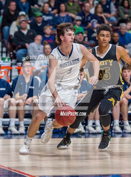Thumbnail 1 in Immaculate vs. Amity Regional (CIAC D2 Final) photogallery.