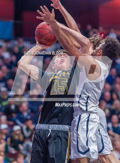 Thumbnail 1 in Immaculate vs. Amity Regional (CIAC D2 Final) photogallery.