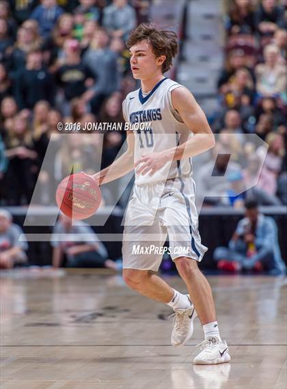 Thumbnail 2 in Immaculate vs. Amity Regional (CIAC D2 Final) photogallery.