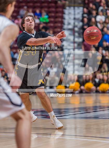 Thumbnail 1 in Immaculate vs. Amity Regional (CIAC D2 Final) photogallery.