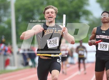 Thumbnail 1 in PIAA Class AAA Track & Field Championships photogallery.