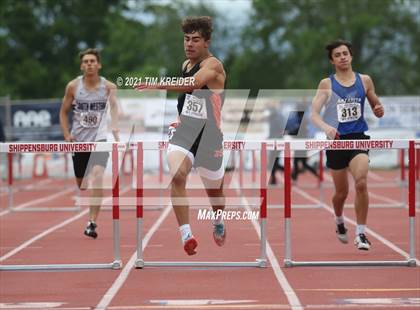 Thumbnail 3 in PIAA Class AAA Track & Field Championships photogallery.