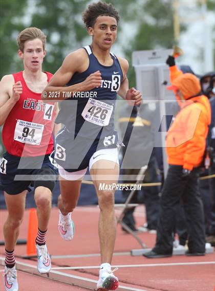 Thumbnail 3 in PIAA Class AAA Track & Field Championships photogallery.