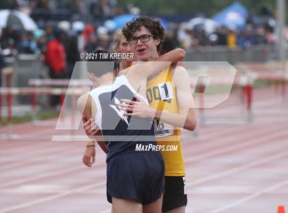 Thumbnail 1 in PIAA Class AAA Track & Field Championships photogallery.