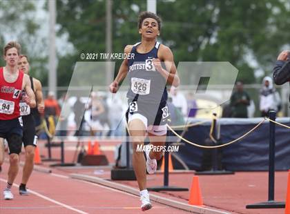 Thumbnail 3 in PIAA Class AAA Track & Field Championships photogallery.