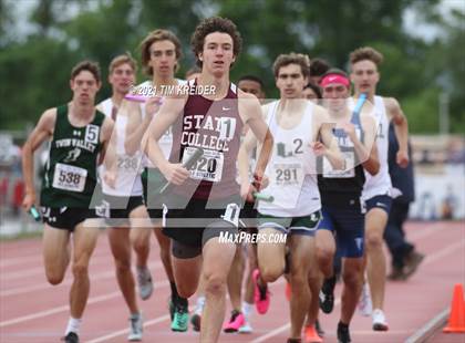 Thumbnail 1 in PIAA Class AAA Track & Field Championships photogallery.