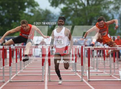 Thumbnail 1 in PIAA Class AAA Track & Field Championships photogallery.