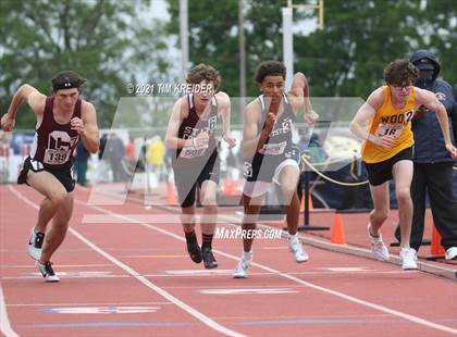 Thumbnail 1 in PIAA Class AAA Track & Field Championships photogallery.