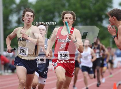 Thumbnail 1 in PIAA Class AAA Track & Field Championships photogallery.
