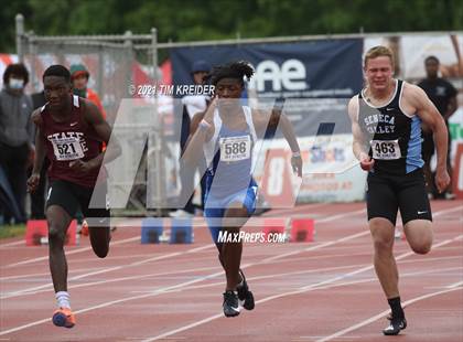 Thumbnail 3 in PIAA Class AAA Track & Field Championships photogallery.
