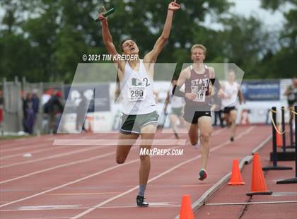 Thumbnail 2 in PIAA Class AAA Track & Field Championships photogallery.