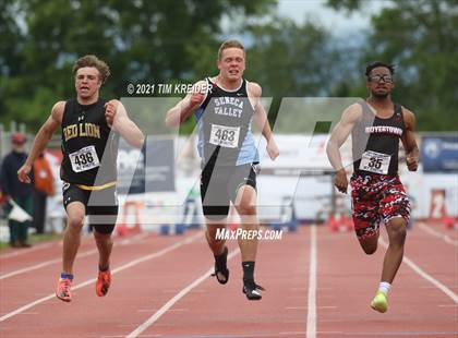 Thumbnail 3 in PIAA Class AAA Track & Field Championships photogallery.