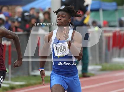 Thumbnail 1 in PIAA Class AAA Track & Field Championships photogallery.