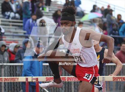 Thumbnail 1 in PIAA Class AAA Track & Field Championships photogallery.