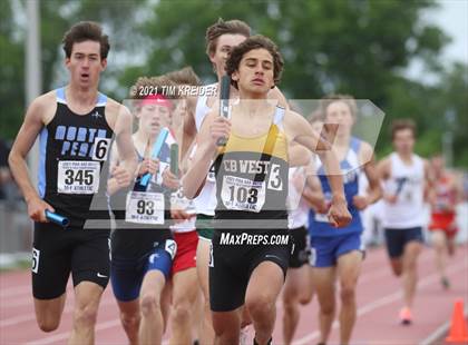 Thumbnail 1 in PIAA Class AAA Track & Field Championships photogallery.