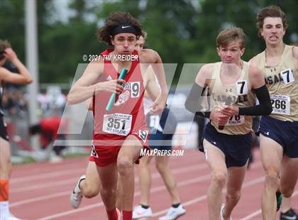 Thumbnail 2 in PIAA Class AAA Track & Field Championships photogallery.