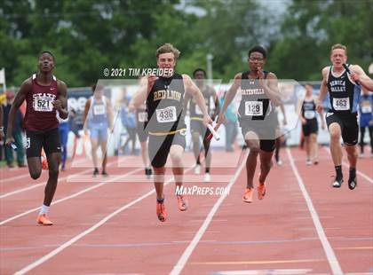 Thumbnail 2 in PIAA Class AAA Track & Field Championships photogallery.