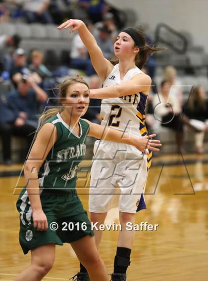 Thumbnail 1 in Stratton/Liberty vs. Elbert photogallery.