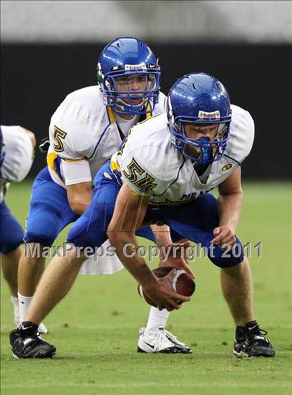 Thumbnail 2 in Moapa Valley vs. Show Low (Sollenberger Classic) photogallery.