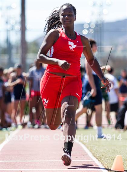Thumbnail 3 in Wildcat Relays Girls photogallery.