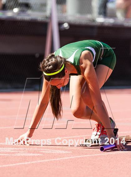 Thumbnail 2 in Wildcat Relays Girls photogallery.
