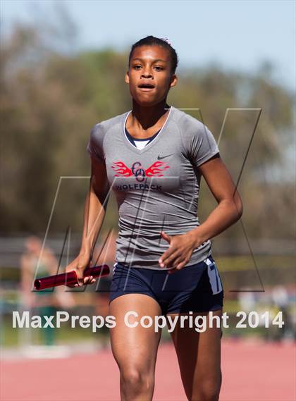 Thumbnail 3 in Wildcat Relays Girls photogallery.