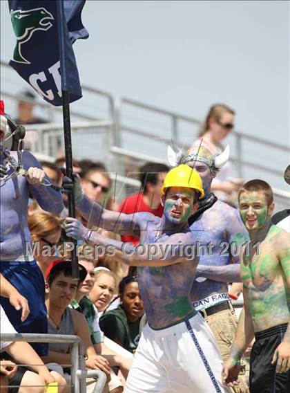 Thumbnail 1 in McNeil vs Tomball (5A Region II Final) photogallery.