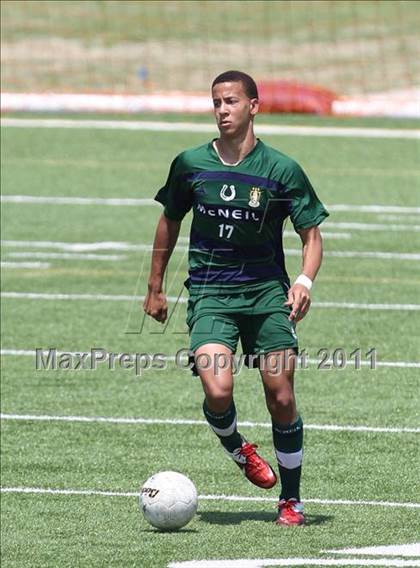 Thumbnail 2 in McNeil vs Tomball (5A Region II Final) photogallery.