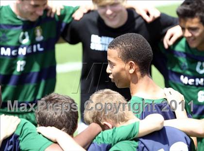 Thumbnail 3 in McNeil vs Tomball (5A Region II Final) photogallery.
