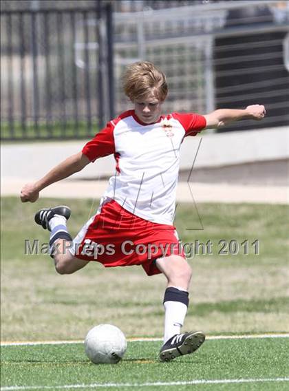 Thumbnail 3 in McNeil vs Tomball (5A Region II Final) photogallery.