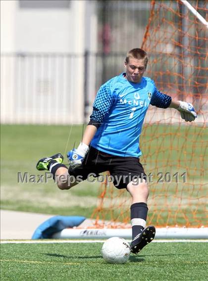 Thumbnail 2 in McNeil vs Tomball (5A Region II Final) photogallery.
