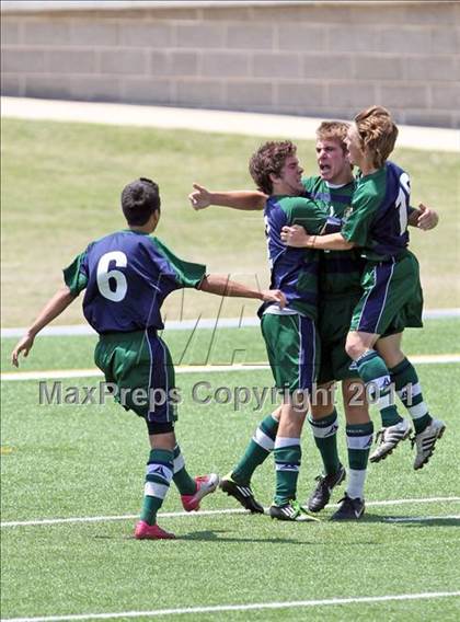Thumbnail 3 in McNeil vs Tomball (5A Region II Final) photogallery.