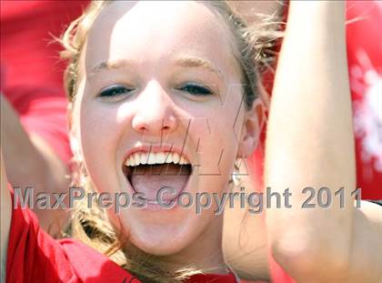 Thumbnail 3 in McNeil vs Tomball (5A Region II Final) photogallery.