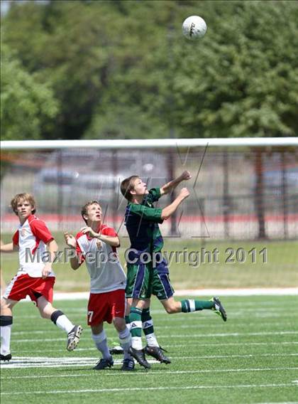 Thumbnail 3 in McNeil vs Tomball (5A Region II Final) photogallery.