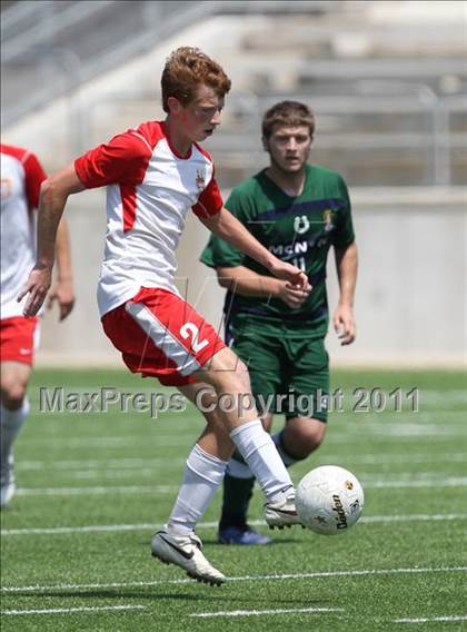 Thumbnail 1 in McNeil vs Tomball (5A Region II Final) photogallery.