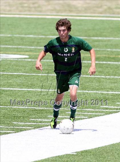 Thumbnail 3 in McNeil vs Tomball (5A Region II Final) photogallery.