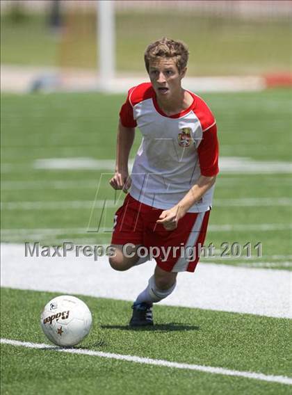 Thumbnail 3 in McNeil vs Tomball (5A Region II Final) photogallery.