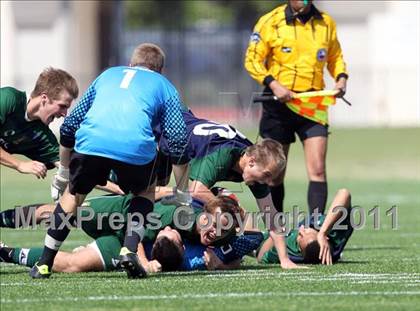 Thumbnail 2 in McNeil vs Tomball (5A Region II Final) photogallery.