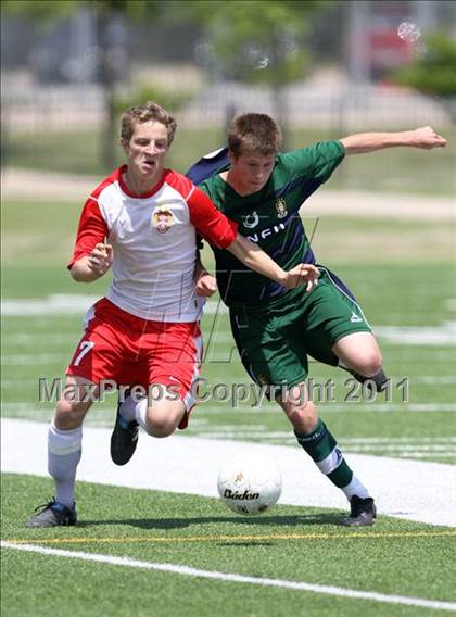 Thumbnail 3 in McNeil vs Tomball (5A Region II Final) photogallery.