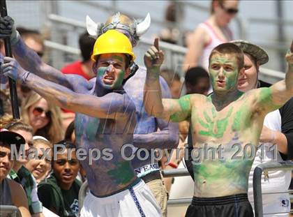 Thumbnail 3 in McNeil vs Tomball (5A Region II Final) photogallery.