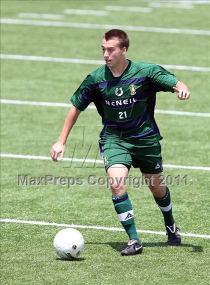 Thumbnail 3 in McNeil vs Tomball (5A Region II Final) photogallery.