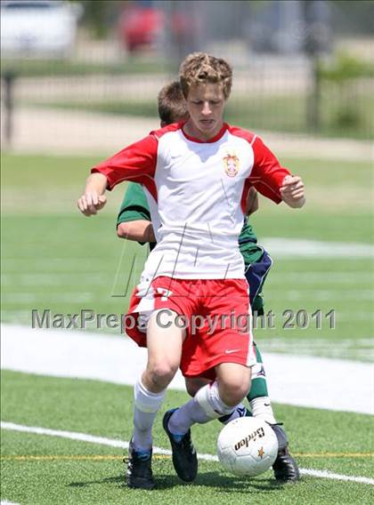 Thumbnail 1 in McNeil vs Tomball (5A Region II Final) photogallery.