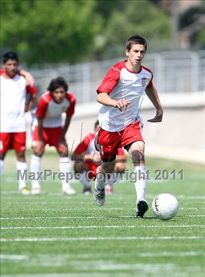 Thumbnail 3 in McNeil vs Tomball (5A Region II Final) photogallery.