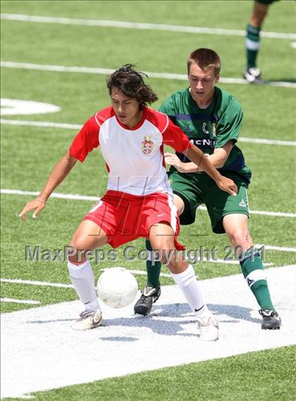 Thumbnail 3 in McNeil vs Tomball (5A Region II Final) photogallery.