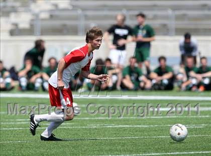 Thumbnail 1 in McNeil vs Tomball (5A Region II Final) photogallery.