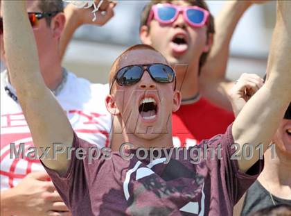 Thumbnail 3 in McNeil vs Tomball (5A Region II Final) photogallery.