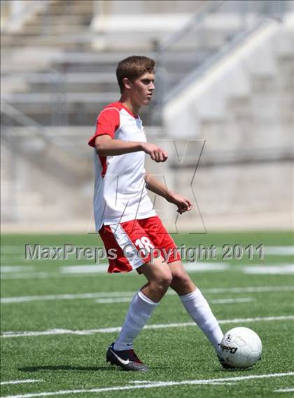 Thumbnail 3 in McNeil vs Tomball (5A Region II Final) photogallery.