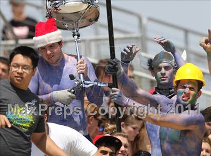 Thumbnail 3 in McNeil vs Tomball (5A Region II Final) photogallery.