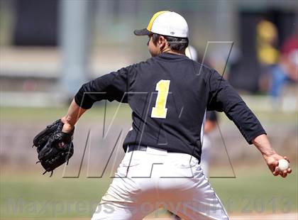 Thumbnail 2 in Crandall vs Athens (UIL 3A Area Playoff Game 3) photogallery.